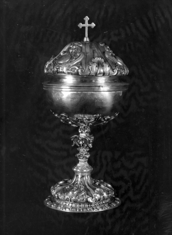 pisside - ambito laziale (sec. XVIII)