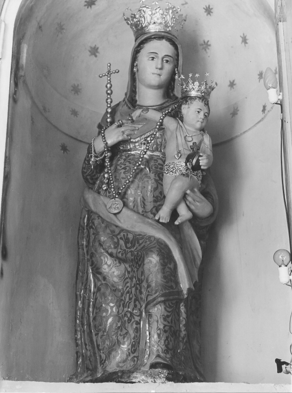 Madonna delle Grazie, Madonna con Bambino (scultura) - ambito laziale (ultimo quarto, fine/inizio sec. XVII, secc. XIX/ XX)