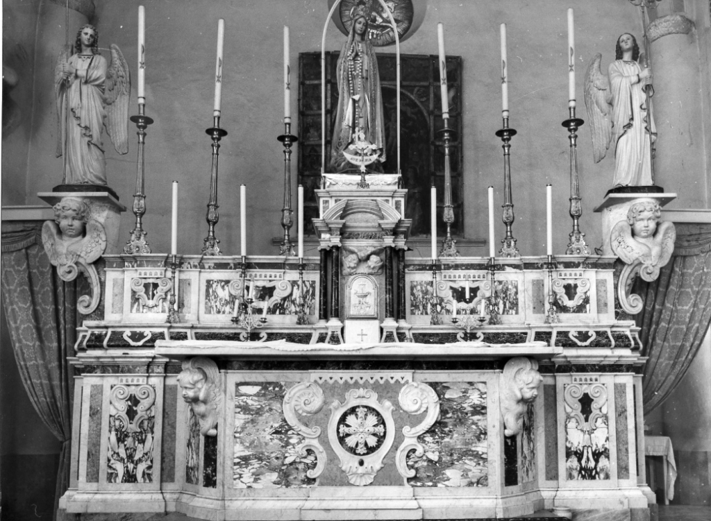 altare maggiore - ambito napoletano (metà sec. XVIII)