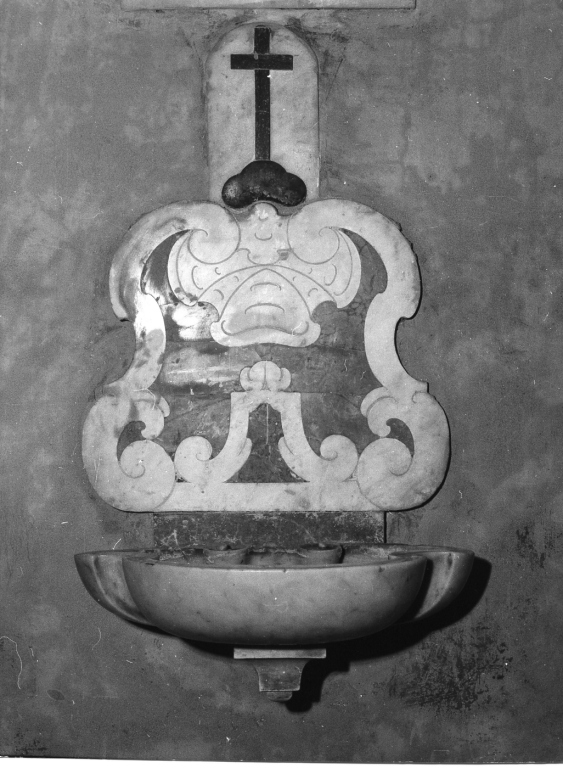 acquasantiera da parete - ambito laziale (sec. XVIII)