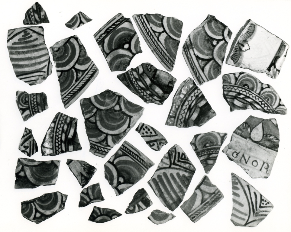 piatto, frammento - manifattura di Deruta (primo quarto sec. XVI)