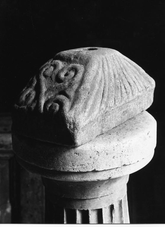 capitello - ambito laziale (fine/inizio secc. X/ XI)