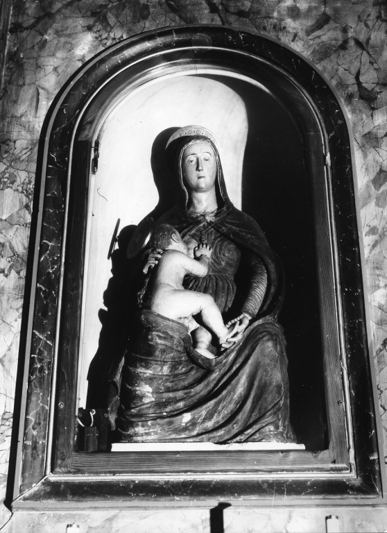 Madonna con Bambino (scultura) - ambito laziale (sec. XVI)