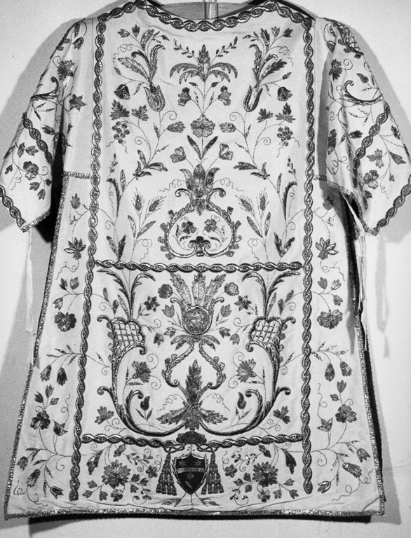 tunicella - ambito laziale (sec. XX)