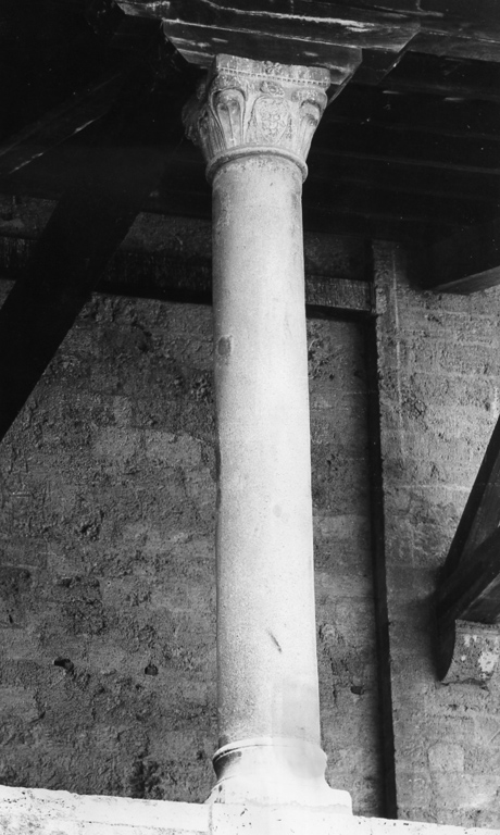 colonna - ambito laziale (sec. XV)