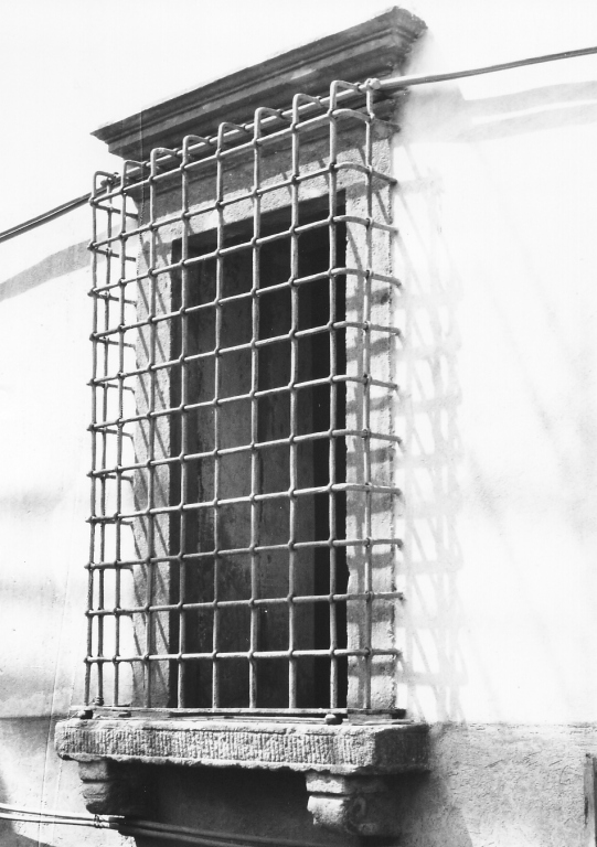 finestra - ambito laziale (sec. XVII)