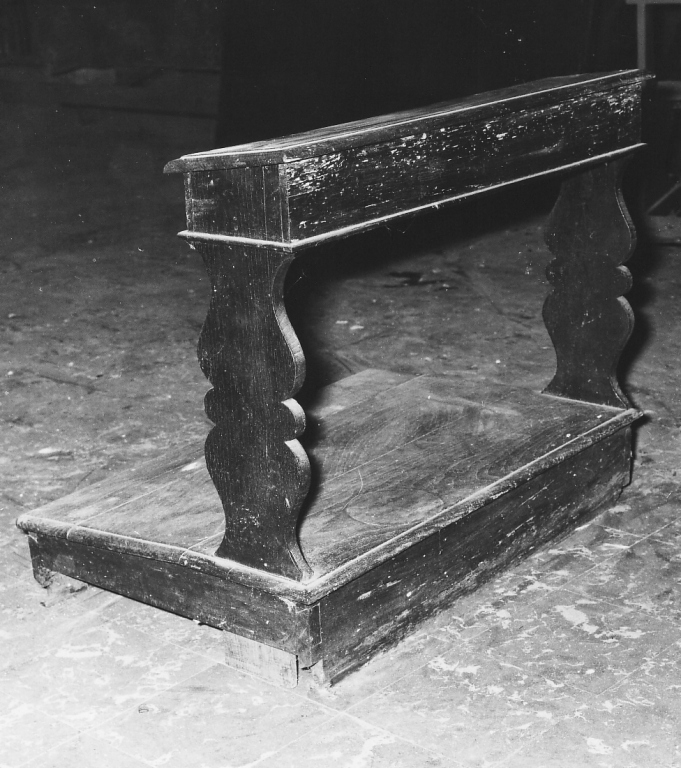 inginocchiatoio - ambito viterbese (fine/inizio secc. XVIII/ XIX)