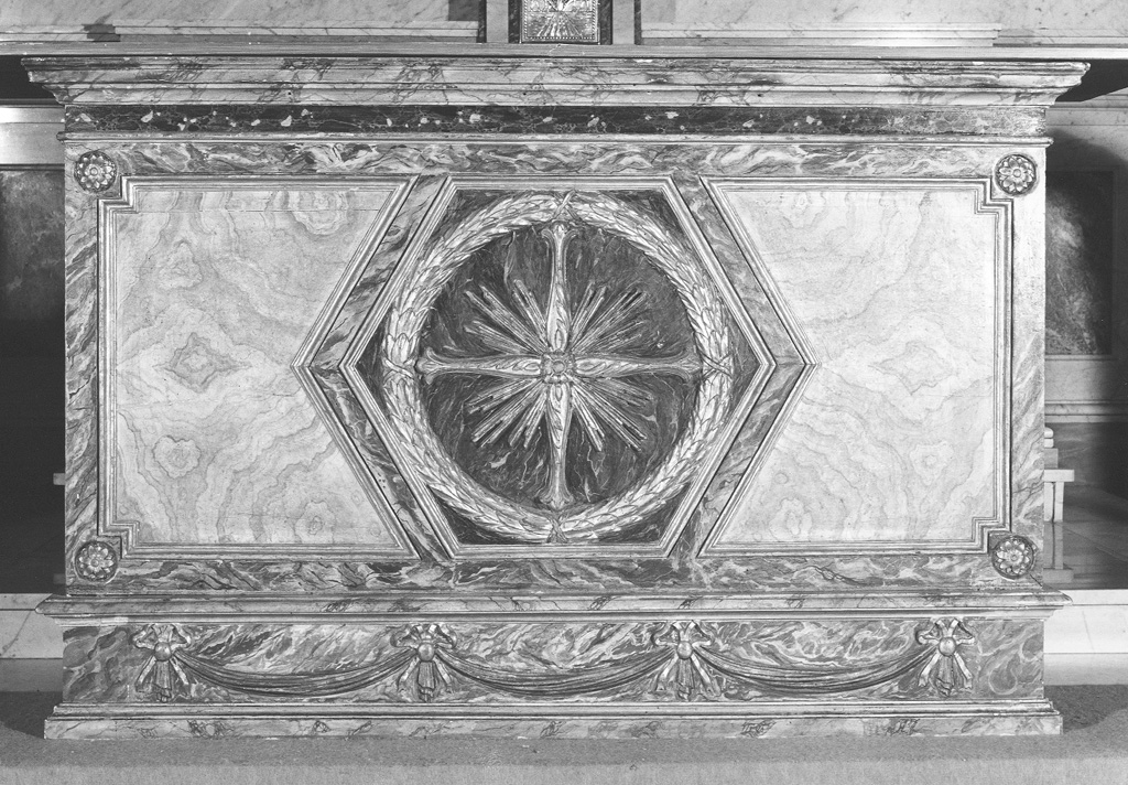 altare a sarcofago - manifattura laziale (sec. XVIII)