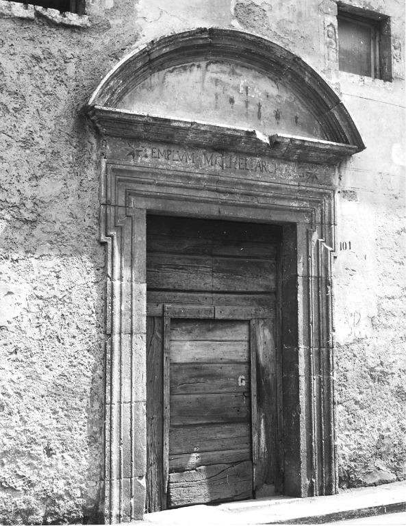 portale architravato - bottega laziale (fine sec. XVI)