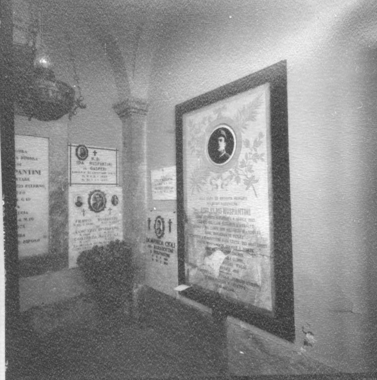 monumento funebre - ambito laziale (sec. XX)