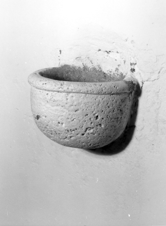 acquasantiera da parete - ambito laziale (fine sec. XIX)