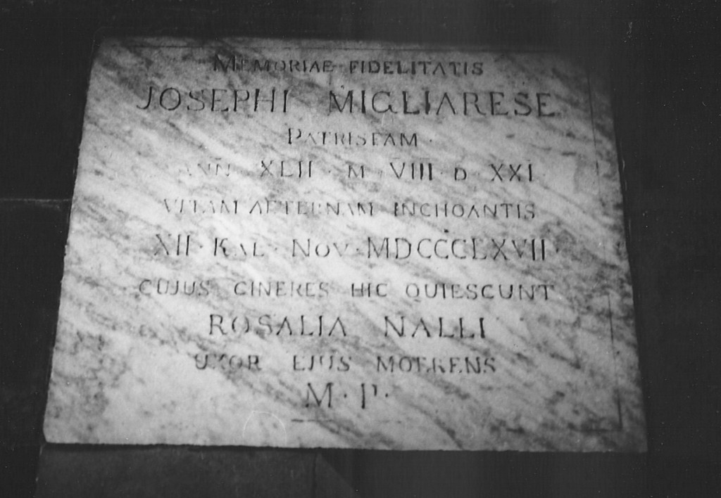 lapide tombale - ambito laziale (sec. XX)