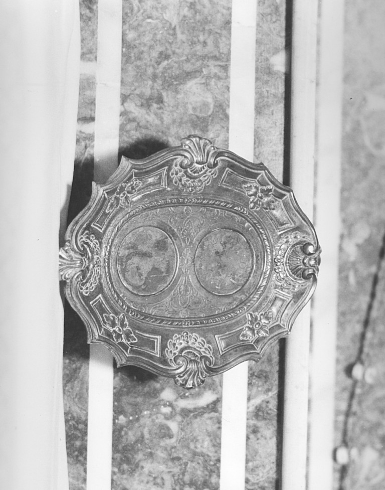 piatto portampolline - ambito laziale (secondo quarto sec. XVIII, sec. XX)