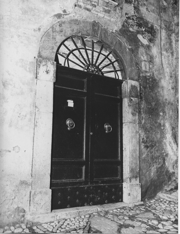 portale - ad arco, opera isolata - ambito laziale (sec. XIX)