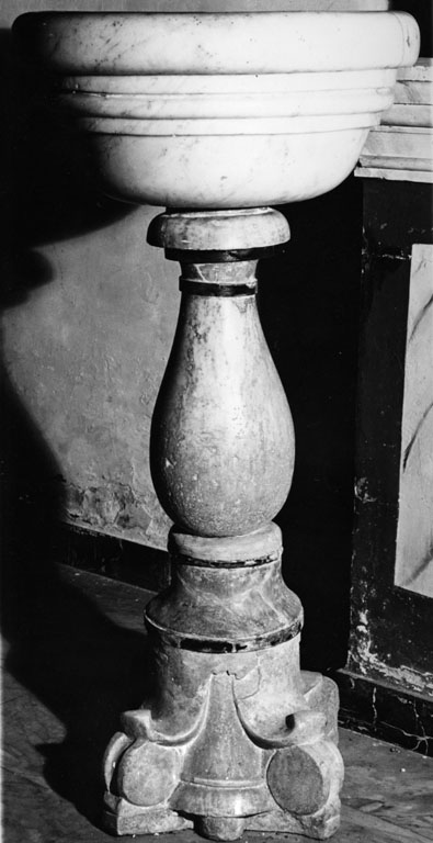 acquasantiera - a fusto - ambito laziale, ambito laziale (secc. XIII/ XIV, sec. XVIII)