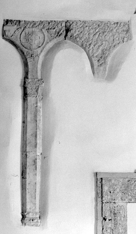 trifora, frammento - ambito romano-laziale (sec. XV)