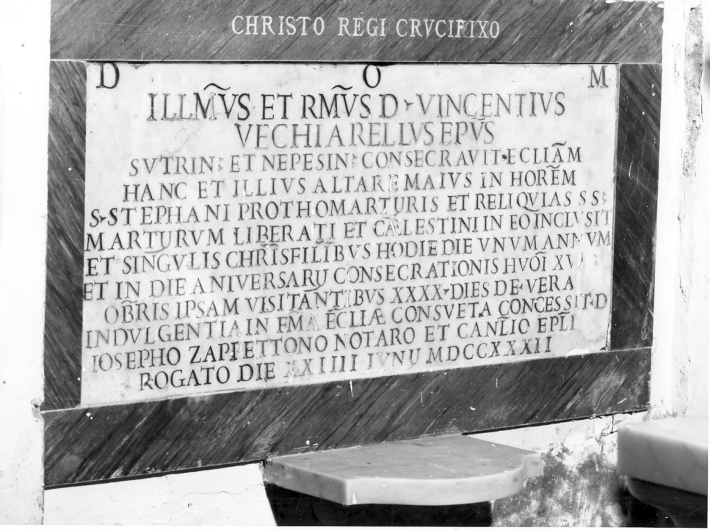lapide celebrativa - ambito romano (sec. XVIII)