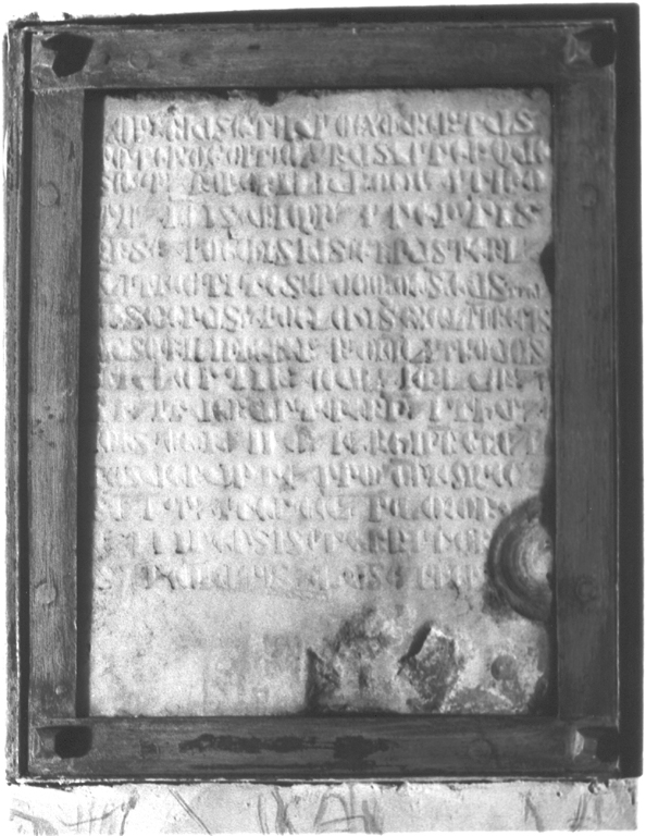 lapide documentaria - ambito laziale (inizio sec. XIII)