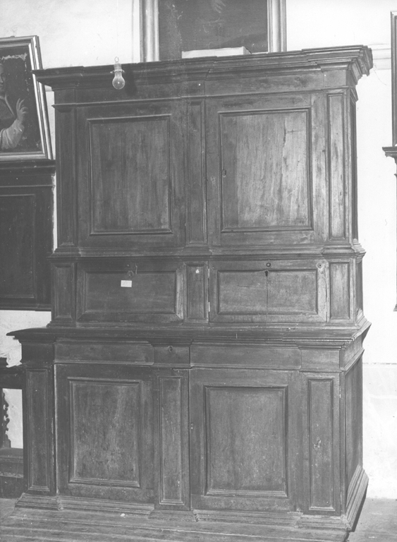 credenza - ambito laziale (sec. XVIII)