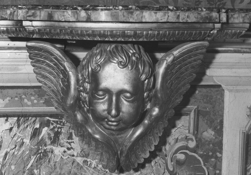 testine d'angelo e monogramma mariano (soffitto dipinto) - ambito romano (sec. XIX)