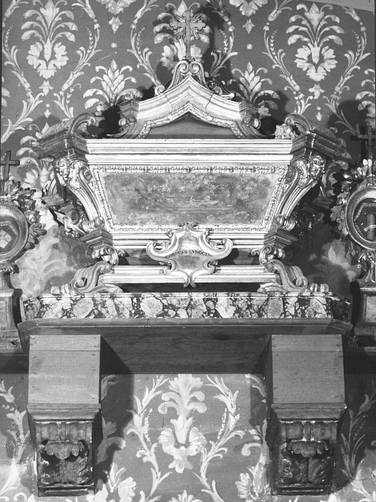 reliquiario a teca - a urna - ambito laziale (sec. XVIII)