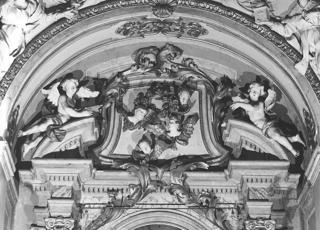 gloria di angeli (decorazione plastica) - ambito laziale (prima metà sec. XVIII)