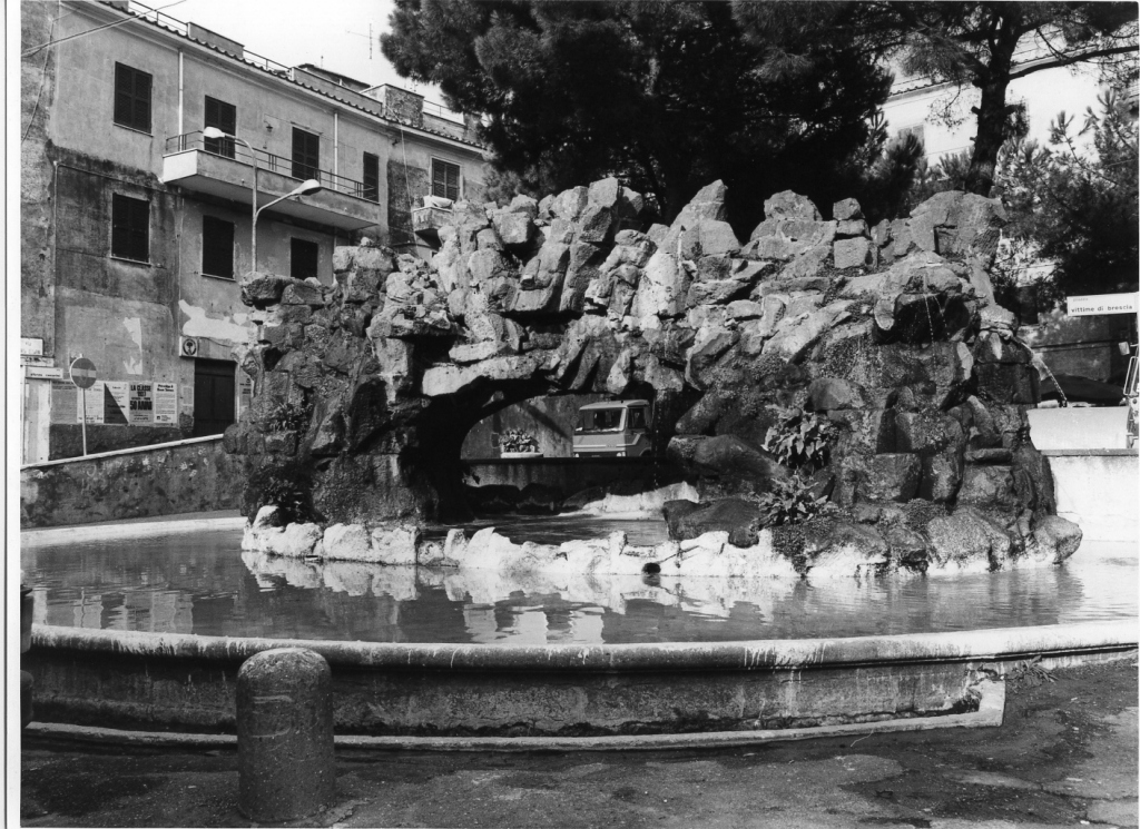 fontana monumentale di Fontana Carlo (sec. XVII)