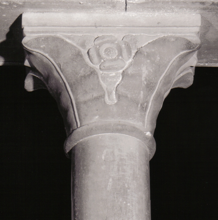 capitello - a gruccia - ambito tosco-romano (prima metà sec. XV)