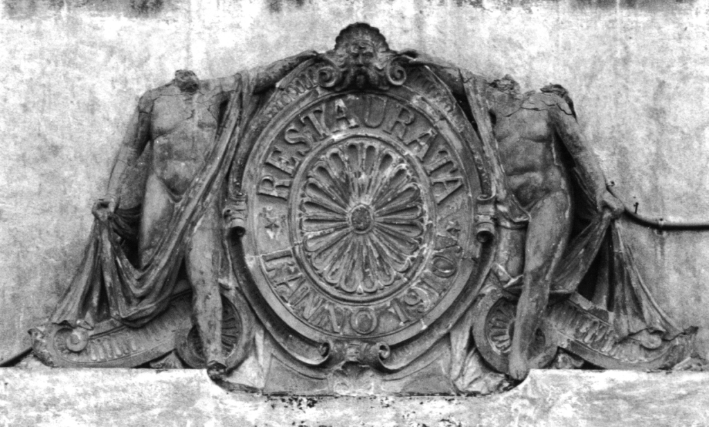 nudi reggitarga (rilievo) di Bianchi (sec. XX)
