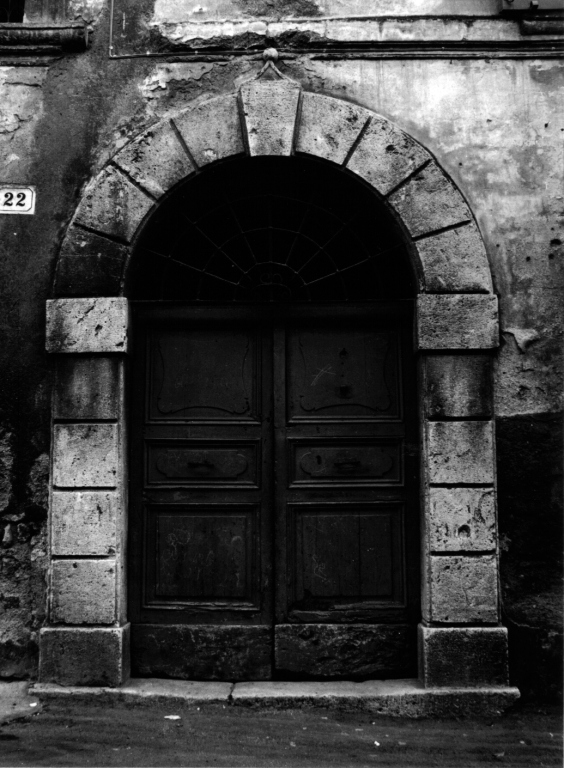 portone - a due battenti - ambito laziale (seconda metà sec. XIX)