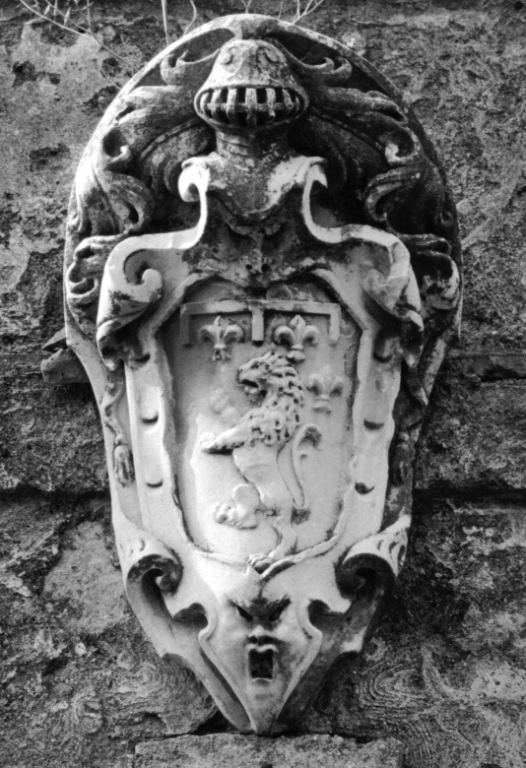 stemma della famiglia Falzacappa (rilievo) - ambito romano (prima metà sec. XVI)