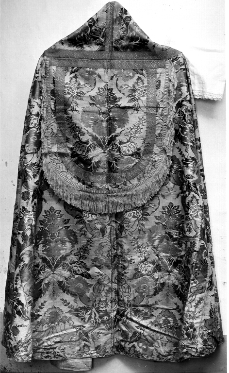 piviale - manifattura laziale (inizio sec. XVIII)