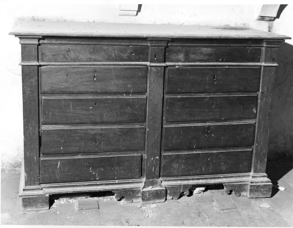 cassettone - ambito laziale (sec. XVII)