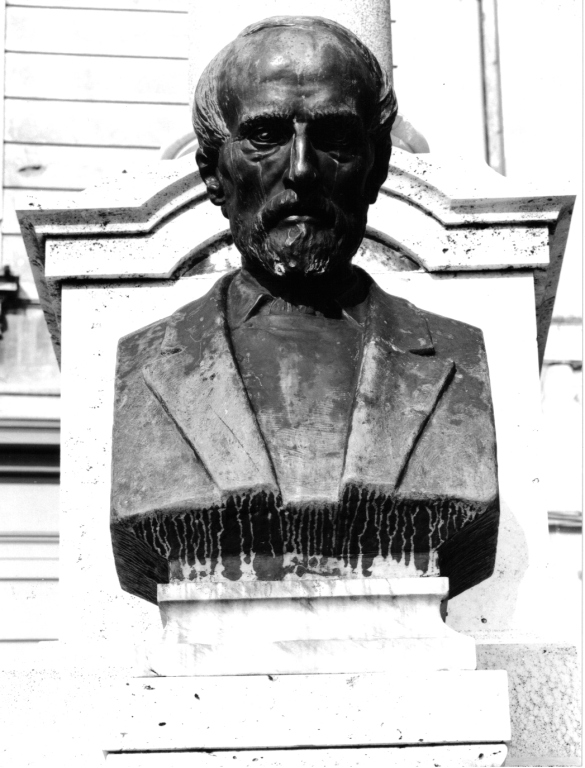 busto ritratto di Giuseppe Mazzini (scultura, elemento d'insieme) di Ferrari Ettore (sec. XX)