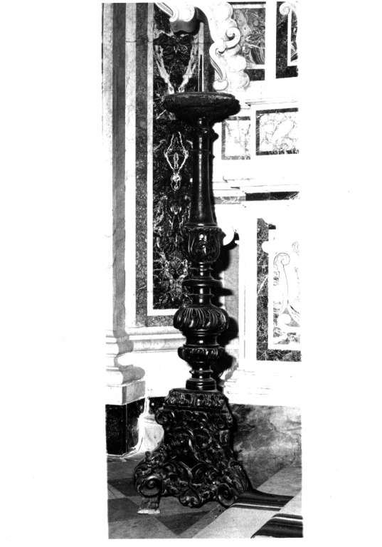 base per il cero pasquale - ambito laziale (prima metà sec. XX)