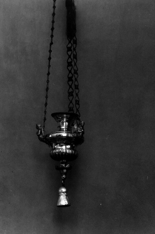 lampada pensile, coppia - ambito romano (seconda metà sec. XIX)