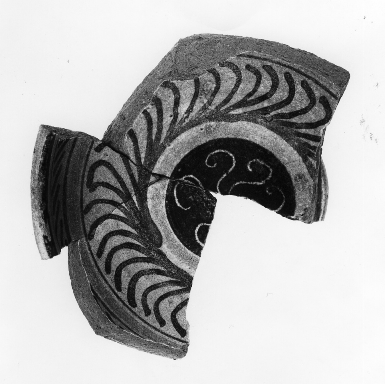 ciotola, frammento - manifattura ispano-moresca (sec. XV)