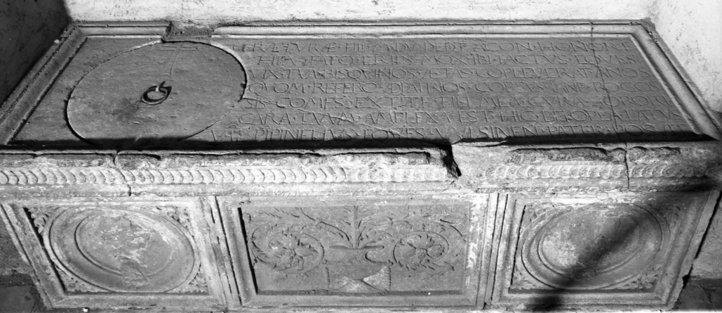 sarcofago - ambito laziale (sec. XVI)