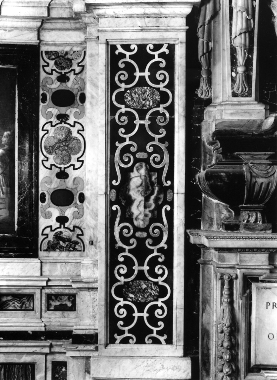 decorazione plastico-architettonica - ambito romano (inizio sec. XVII, sec. XVII)