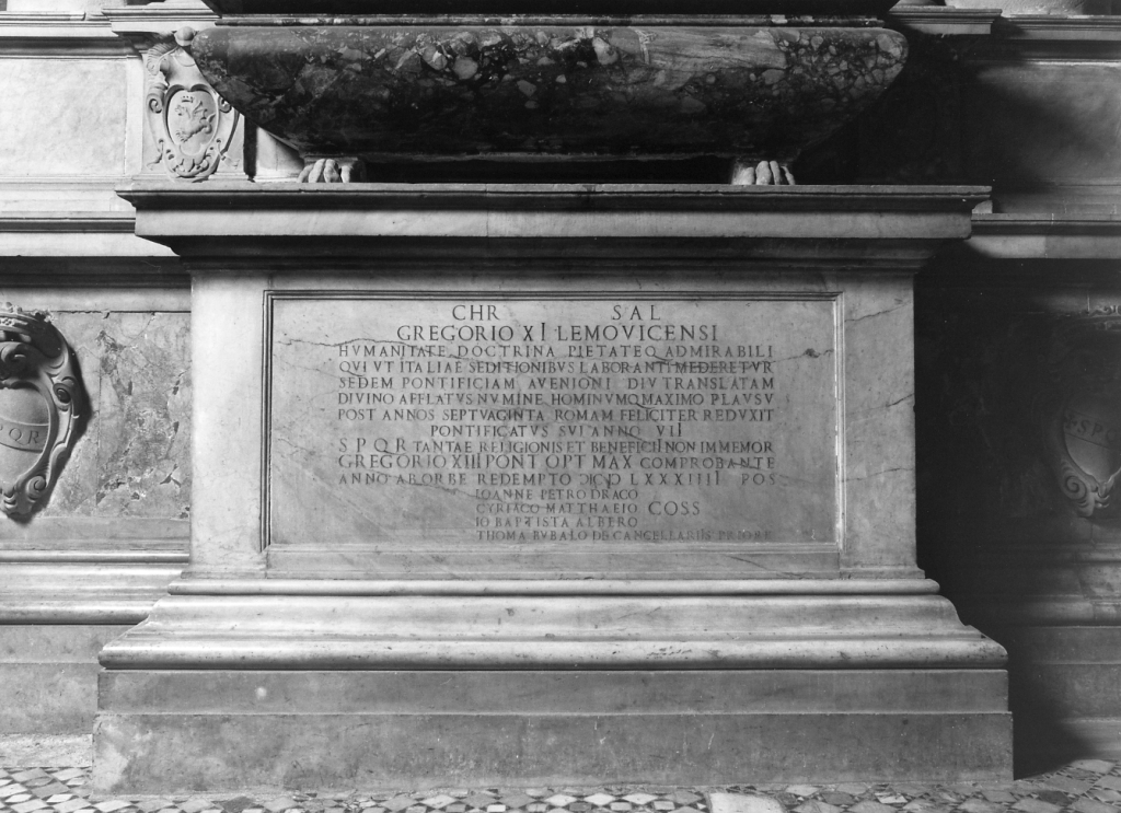 monumento funebre di Olivieri Pietro Paolo (sec. XVI)