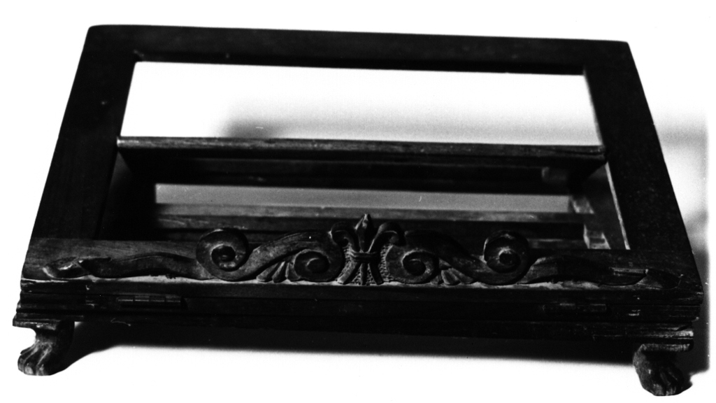 leggio - ambito laziale (sec. XIX)