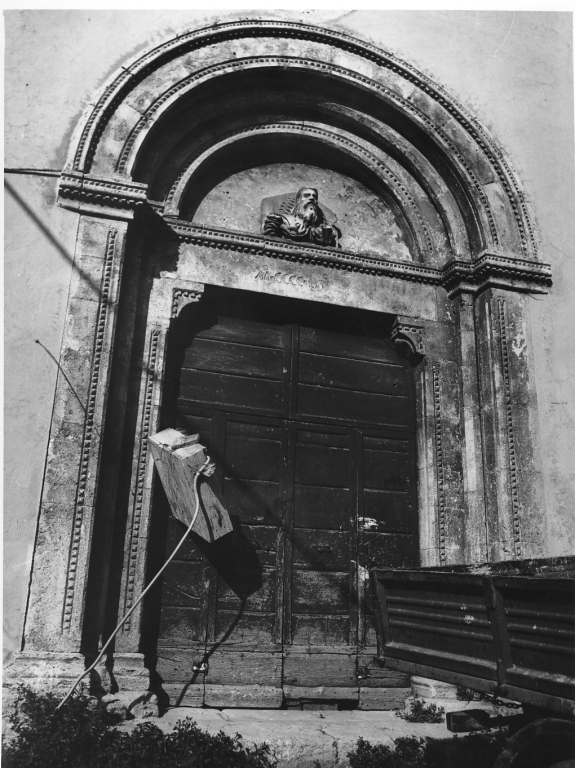 Cristo benedicente (rilievo, frammento) - bottega Italia centrale (sec. XV)