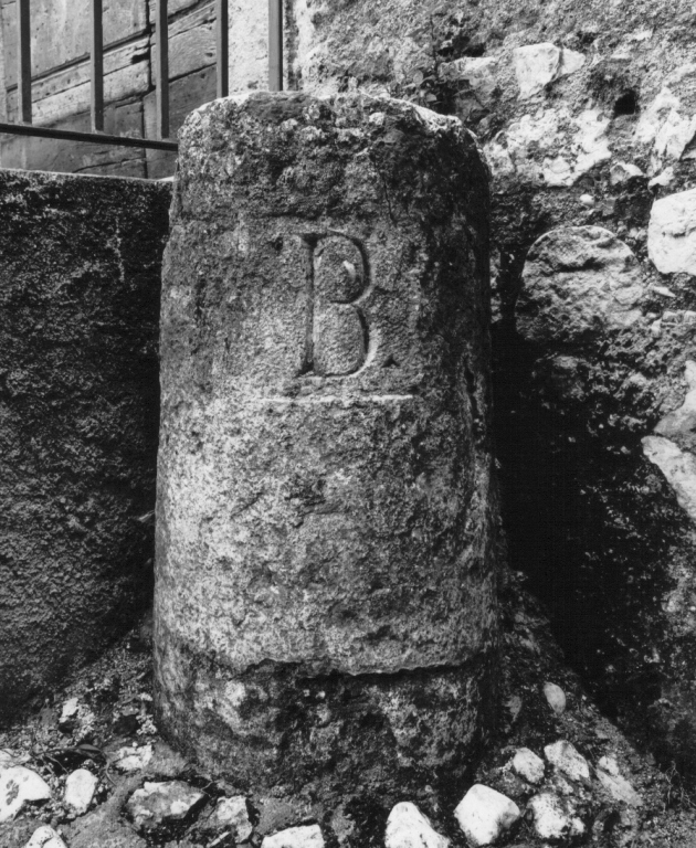 cippo - ambito laziale (sec. XVIII)