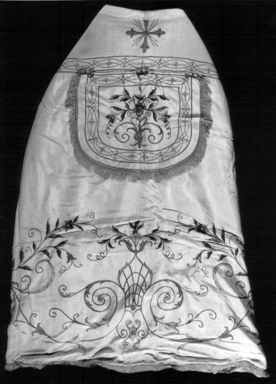 piviale - manifattura laziale (sec. XIX)