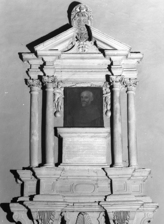 monumento funebre - a tempietto di Garavino Leonetto (sec. XVII)