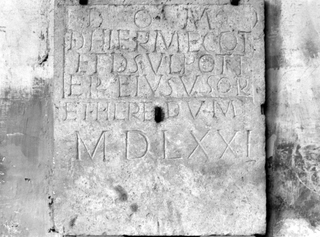 lapide tombale - ambito laziale (sec. XVI)