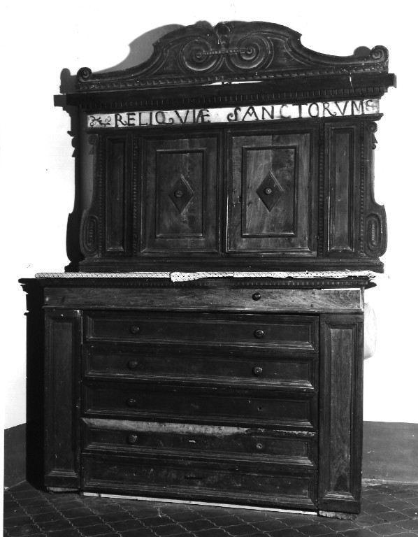credenza - ambito laziale (seconda metà sec. XVII)