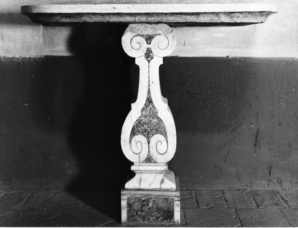 pilastrino, coppia - ambito laziale (secondo quarto sec. XVIII)