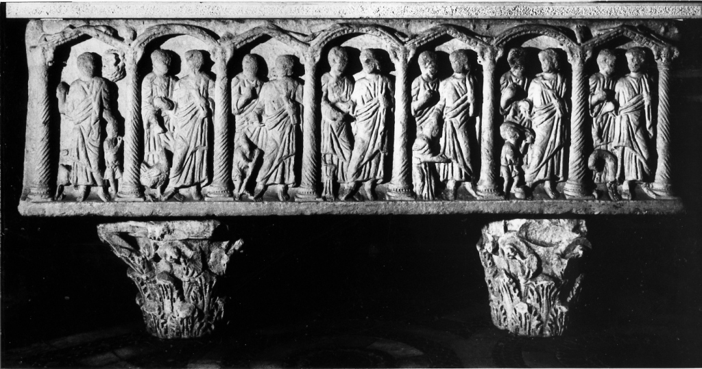 altare a sarcofago, insieme - ambito laziale (secc. III/ IV)