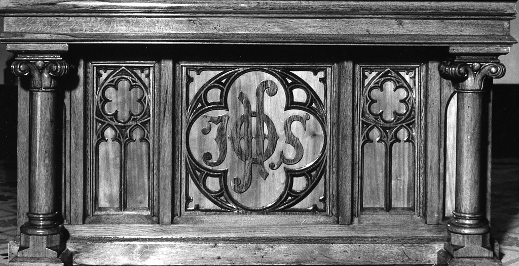 altare - ambito romano (secondo quarto sec. XX)